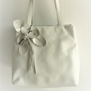 Paolo Masi Italy White Leather Large Shoulder Bag
